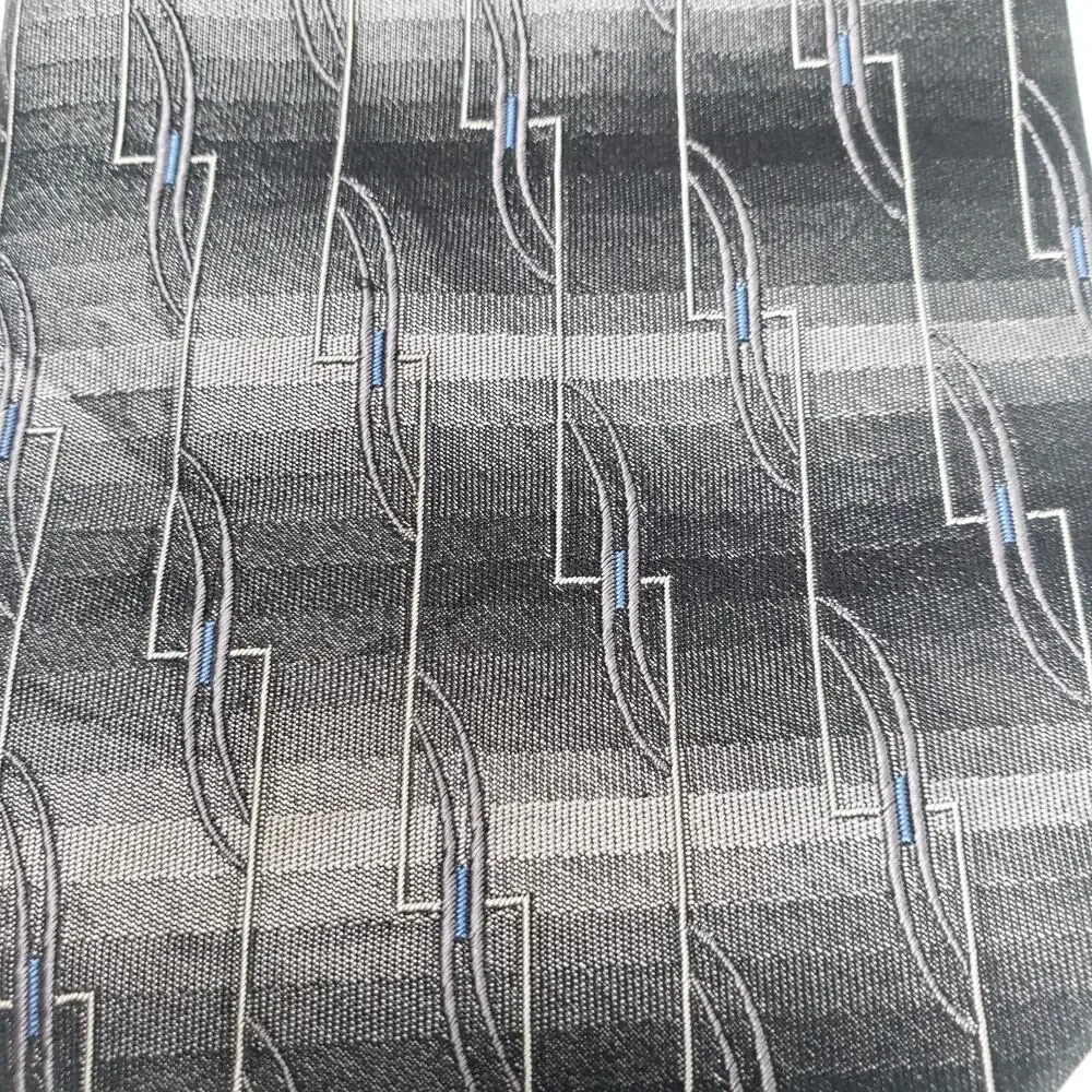 Vintage Mens Necktie Striped Geometric Pattern 3.5x 58